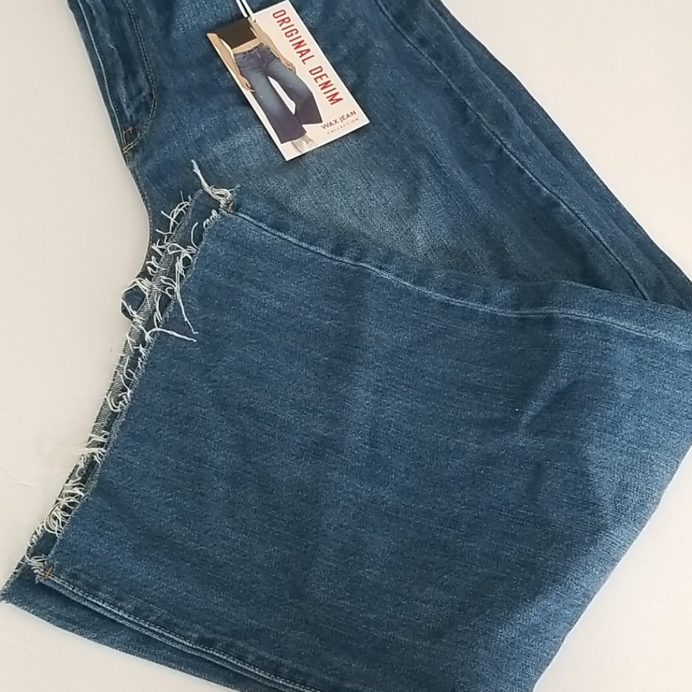"Momma Mayhem" Jean